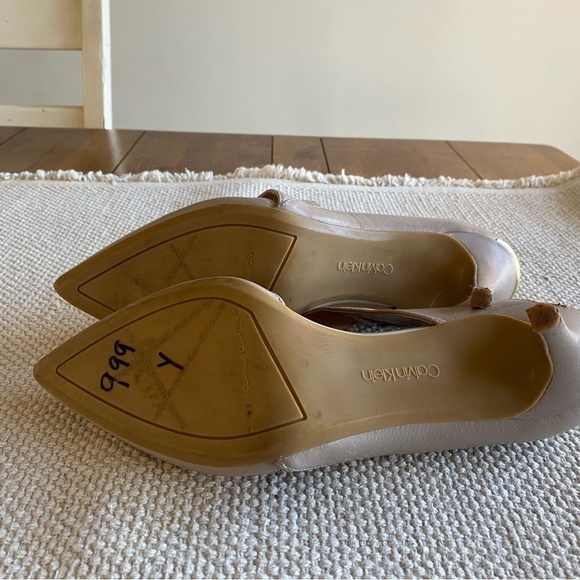Calvin Klein Nude Leather Pumps With Cross Strap Size 8.5 Heel: 3 1/2” - Picture 5 of 7